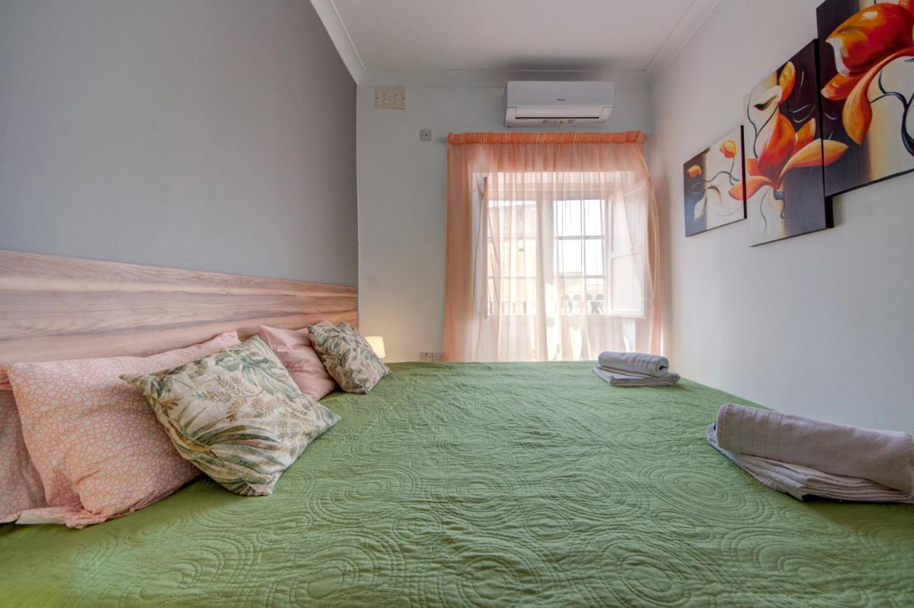 Don Rua Court 3 Bedroom Apartments By Shortletsmalta スリーマ エクステリア 写真