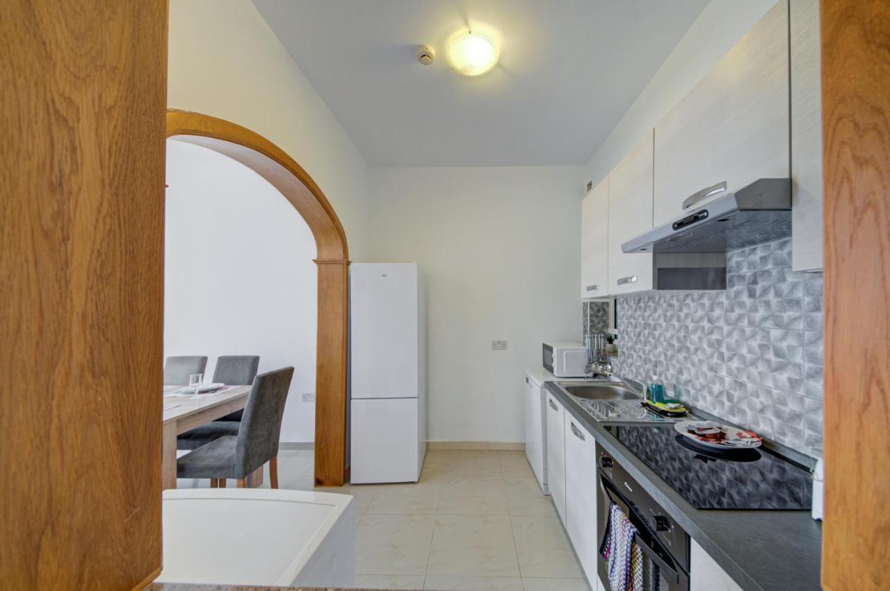 Don Rua Court 3 Bedroom Apartments By Shortletsmalta スリーマ エクステリア 写真