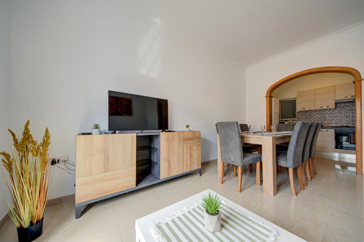 Don Rua Court 3 Bedroom Apartments By Shortletsmalta スリーマ エクステリア 写真
