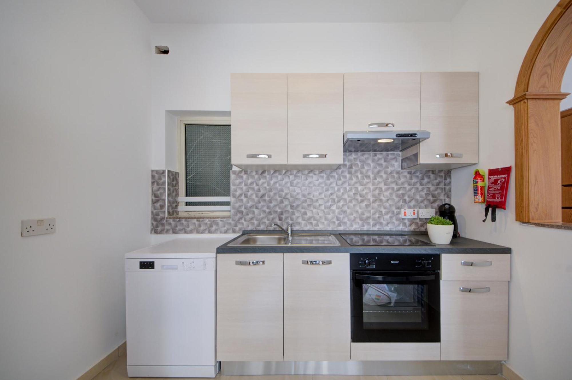 Don Rua Court 3 Bedroom Apartments By Shortletsmalta スリーマ エクステリア 写真