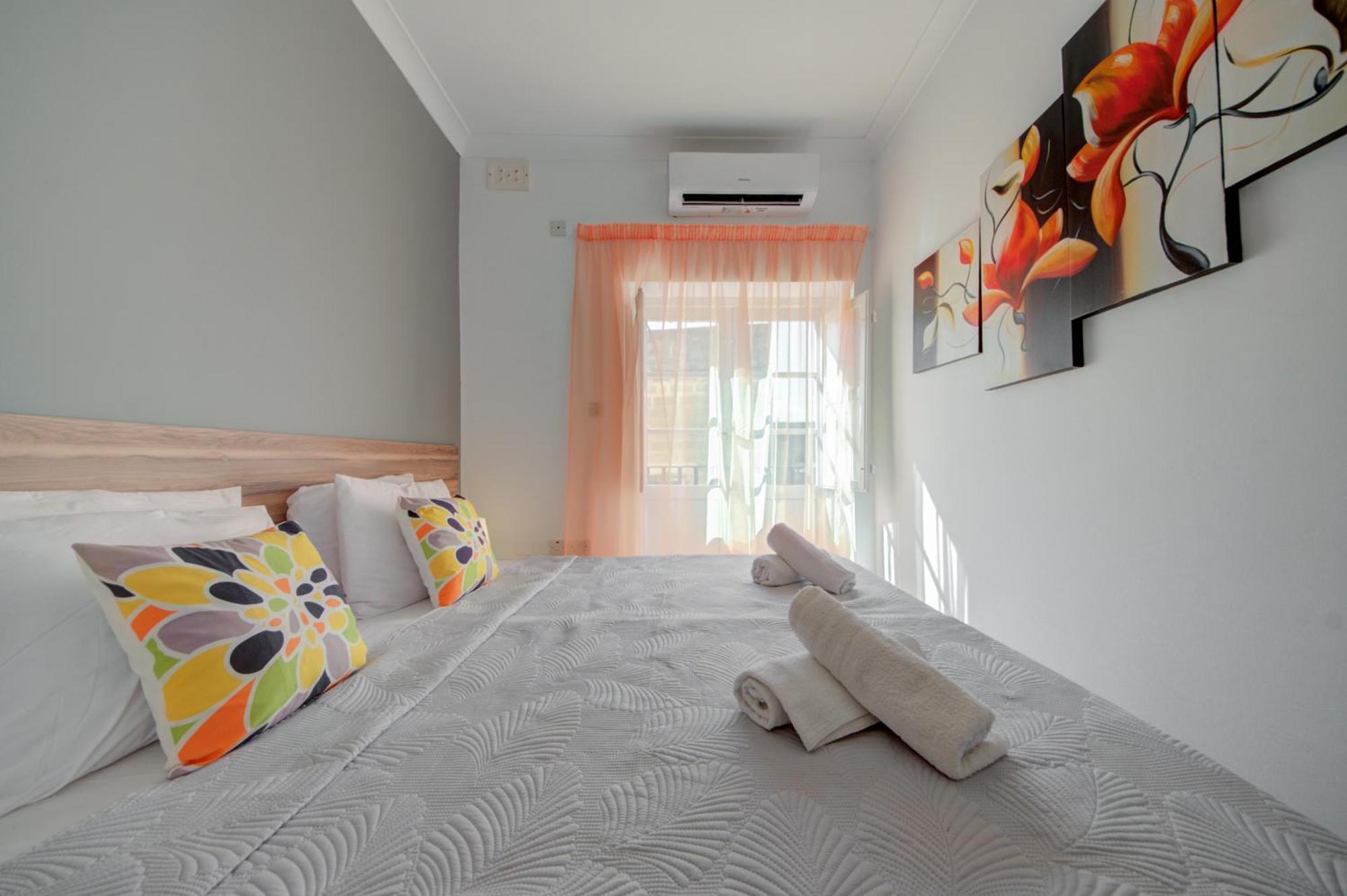 Don Rua Court 3 Bedroom Apartments By Shortletsmalta スリーマ エクステリア 写真